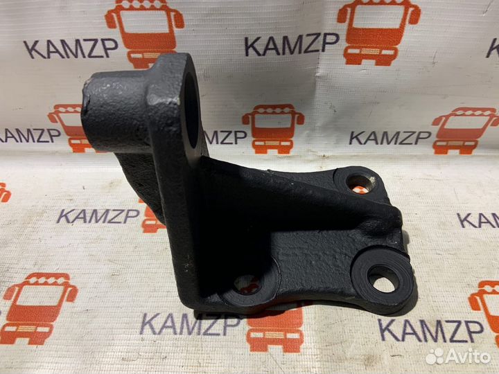 Кронштейн крепления двигателя камаз