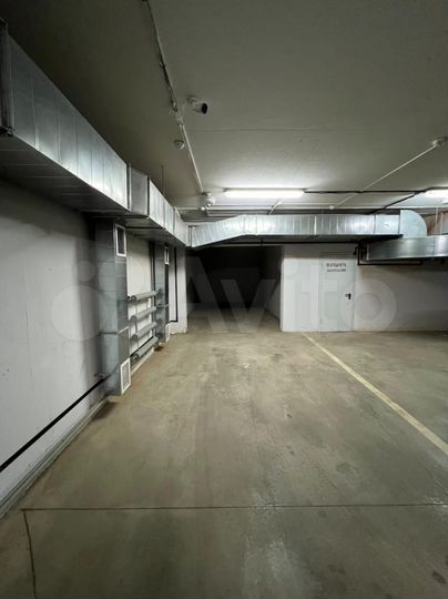 Машиноместо, 20 м²