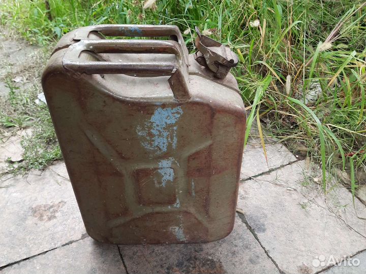 Канистра 20л