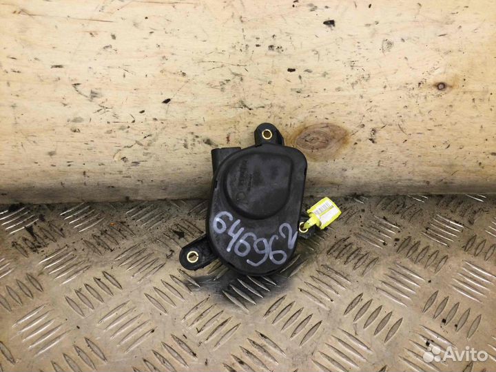 Сервопривод заслонок впускного коллектора Mercedes