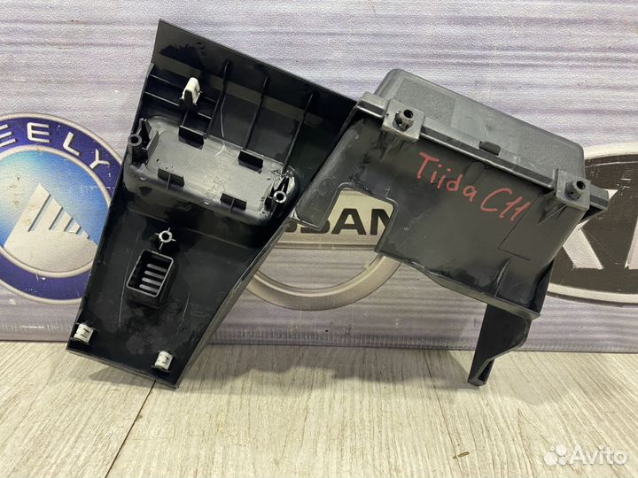 Накладка на торпедо nissan tiida C11