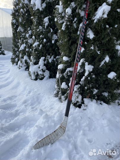 Клюшка хоккейная