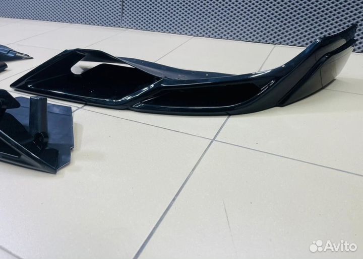 Губа BMW X5 G05 М пакет, дорестайл, чёрный глянец