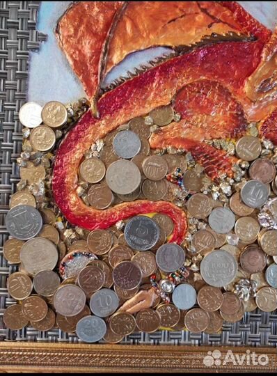 Картина из монет
