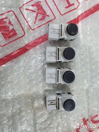 Датчик парковки парктроник Hyundai Grand Santa Fe