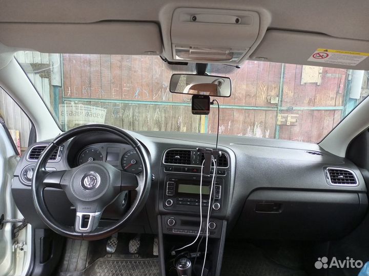 Volkswagen Polo 1.6 МТ, 2012, 109 000 км