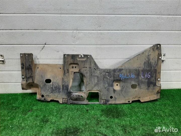 Защита двигателя пластик Mitsubishi Space Star 20