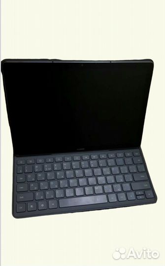 Чехол-клавиатура Huawei Smart Magnetic Keyboard
