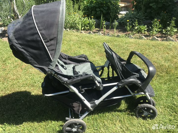 Коляска для погодок