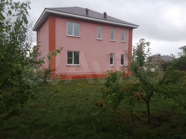 Коттедж 137 м² на участке 10 сот.