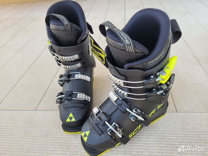 Ботинки горнолыжные Fischer RC4 JR60 детские 22,5