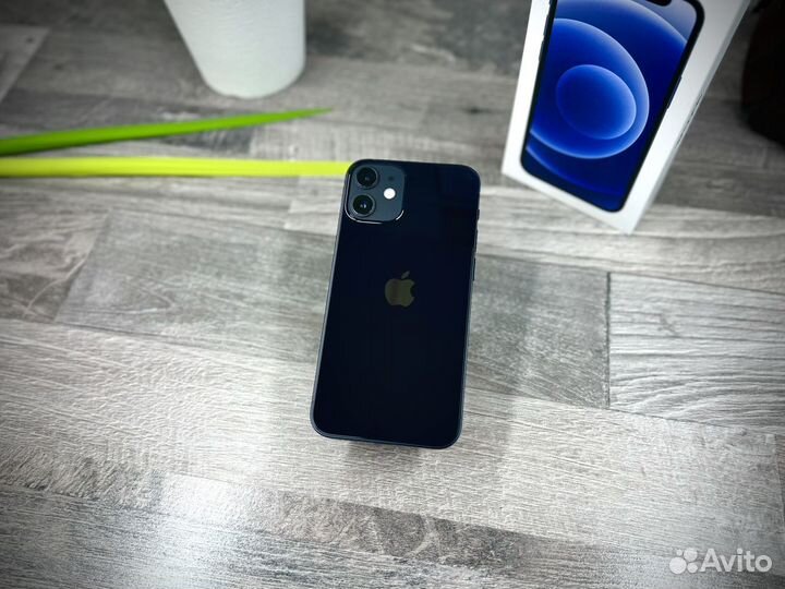 iPhone 12 mini, 64 ГБ