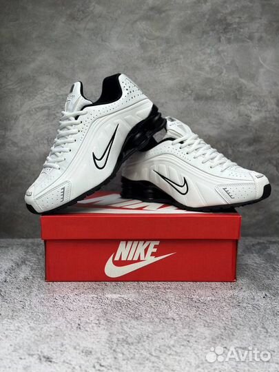 Кроссовки Nike Shox R4