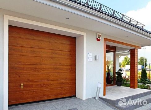 Ворота подьемные секционные