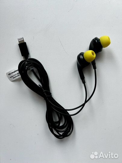 Проводные наушники с разъемом lightning