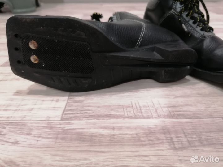 Лыжные ботинки детские 34