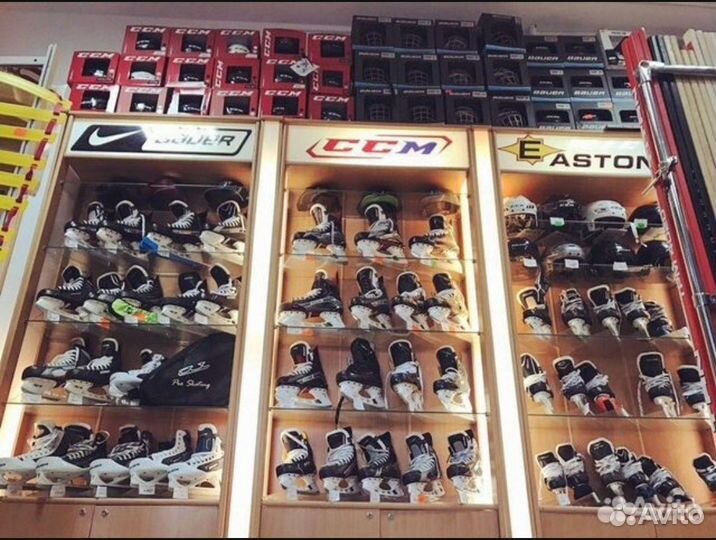 Коньки хоккейные