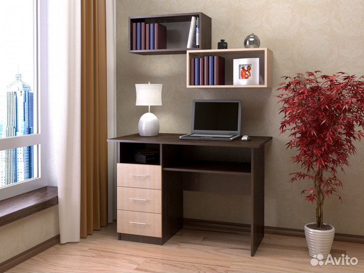 Письменный стол