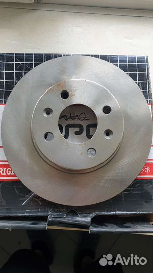 Комплект передних томозных дисков hyundai getz