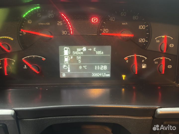 Самосвал 18 м³ Volvo FM, 2012