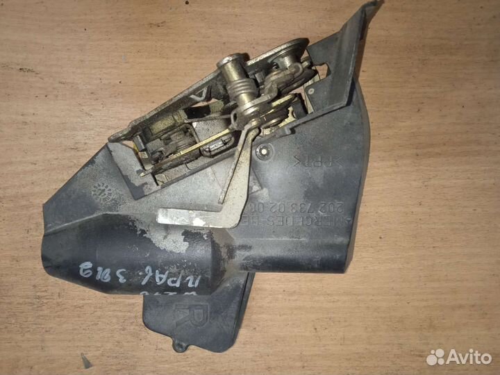 Замок двери задний правый Mercedes w210 мерседес