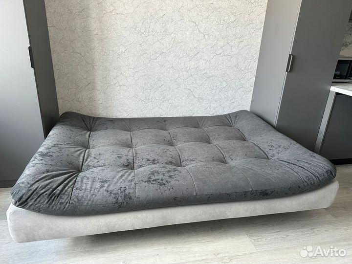 Диван книжка