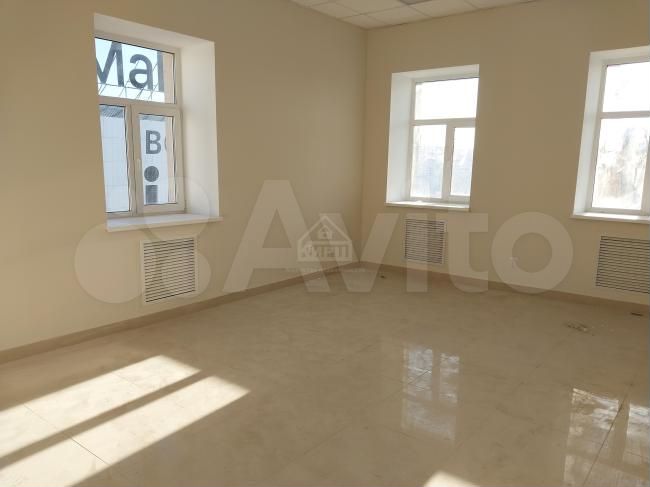 Продаются помещения площадью от 200 до 400 кв.м