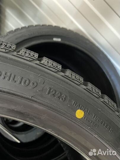 LingLong GreenMax Winter Grip 2 255/35 R20
