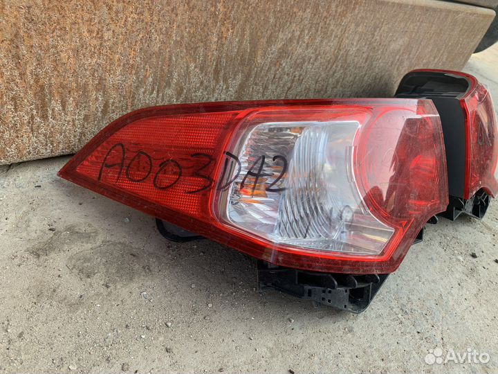 Honda Accord 8 - Фонарь задний правый наружний