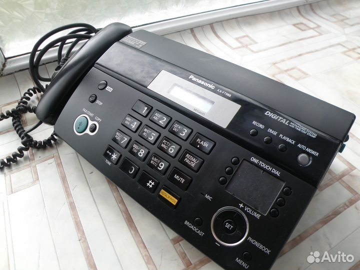 Продам факс Panasonic KX-FT988
