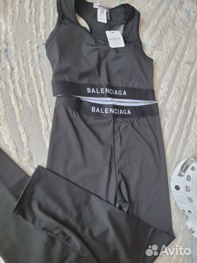 Костюм спортивный Balenciaga