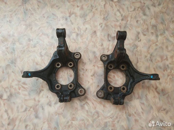 Поворотный кулак передний mazda 6 gj