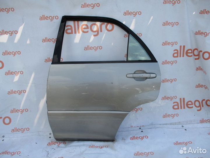Дверь задняя левая Lexus RX300