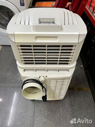 Мобильный кондиционер Electrolux eacm-12AG/TOP/SFI