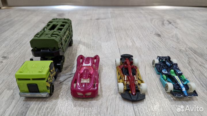 Hot wheels машинки