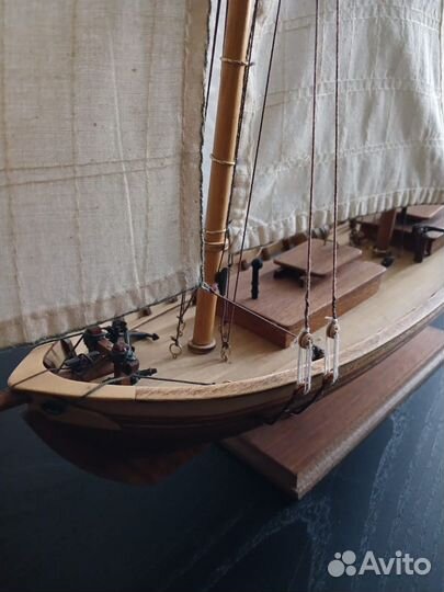 Деревянна модель корабля