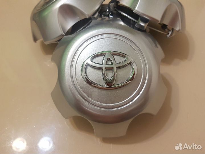 Заглушки литых дисков колпачки Toyota LCP150 134мм