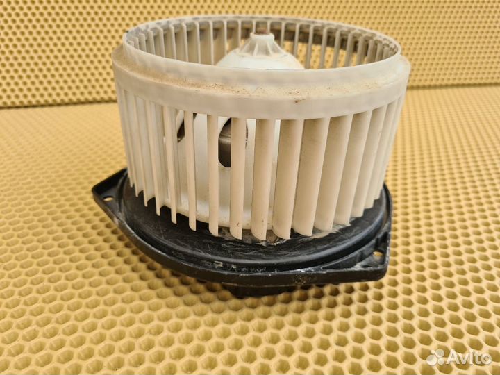 Мотор печки Infiniti