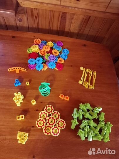 Конструктор детский радиоуправляемый паровозик