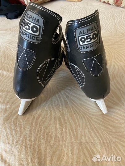 Коньки хоккейные