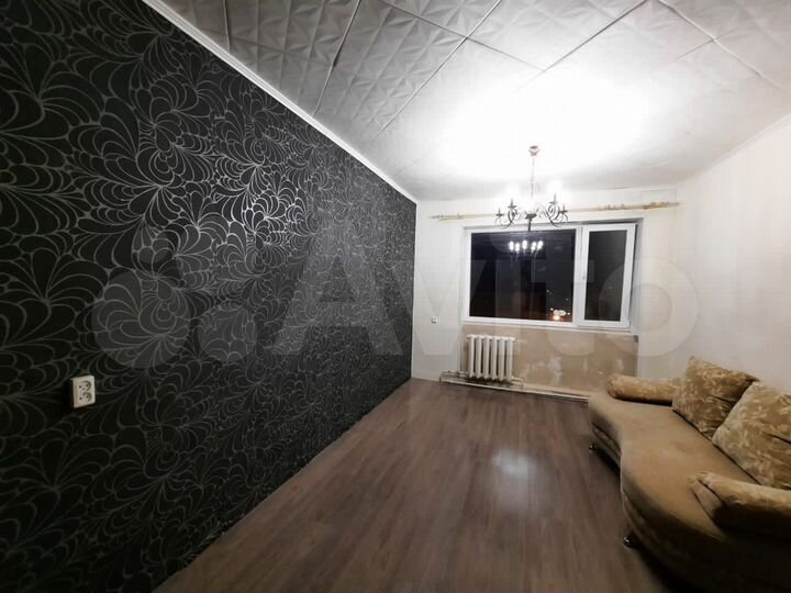 Комната 13 м² в 1-к., 5/5 эт.