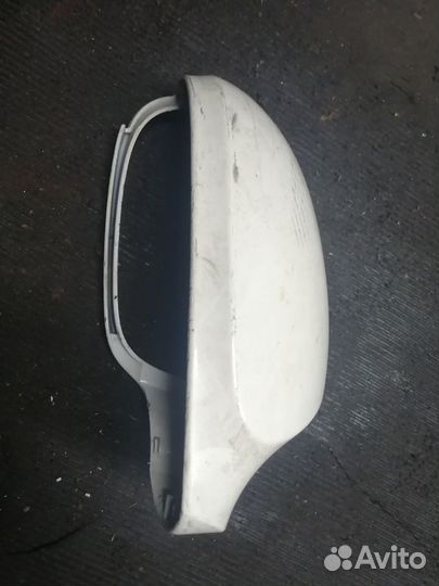 Корпус зеркала правого фольксваген пассат б6