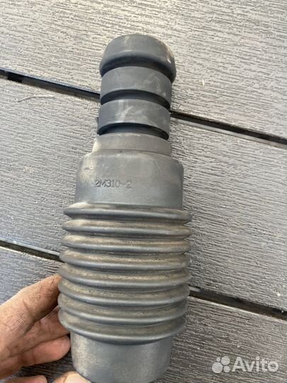 Пыльник переднего амортизатора renault logan