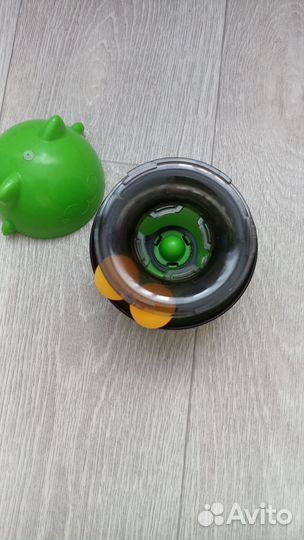 Игрушка для кошек и собак