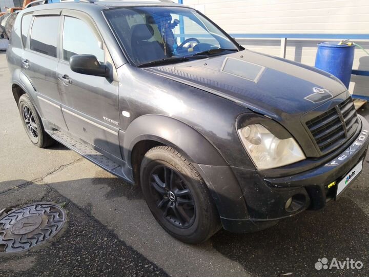 SsangYong Rexton 2.7 AT, 2007, 209 000 км