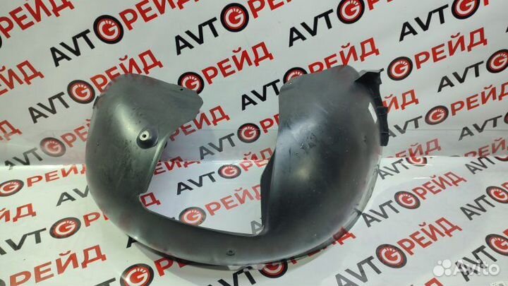 Подкрылок передний левый Volkswagen Passat 3C5 BVY