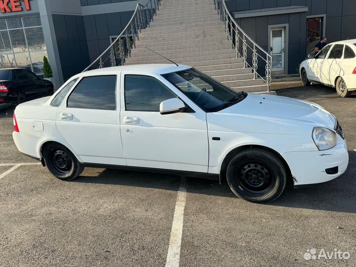 LADA Priora 1.6 МТ, 2014, 300 000 км