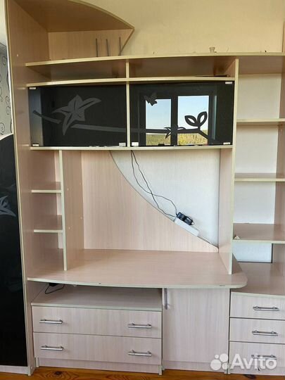 Стенка горка в гостиную