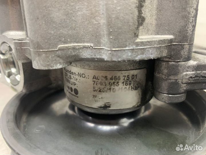 Насос гидроусилителя руля Mercedes C-Class W204