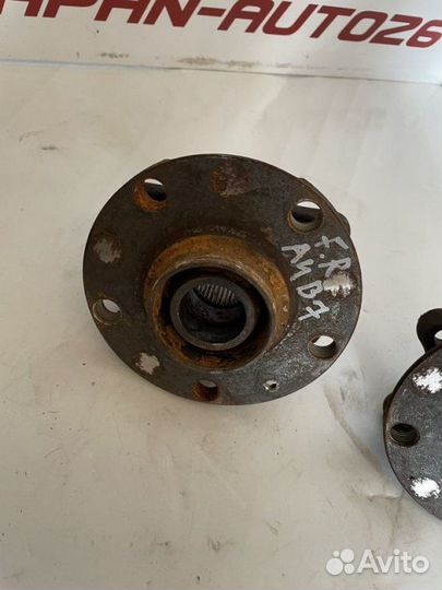 Ступица передняя Audi A4 B7 2.0 multitronic